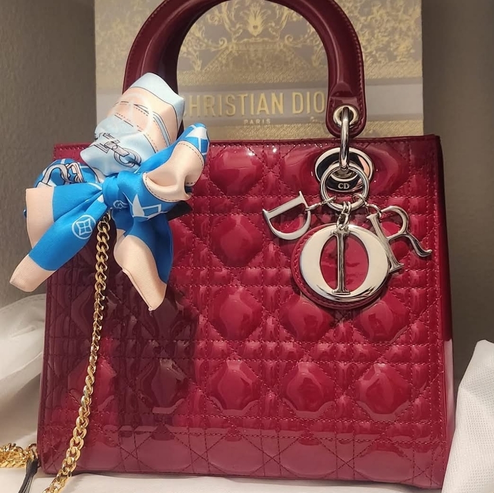 Christian Dior Lady Dior Quilt Cannage Patent in Medium size Red - Picture 1 of 7